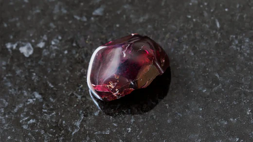 Le Grenat de A à Z : guide complet pour tout comprendre