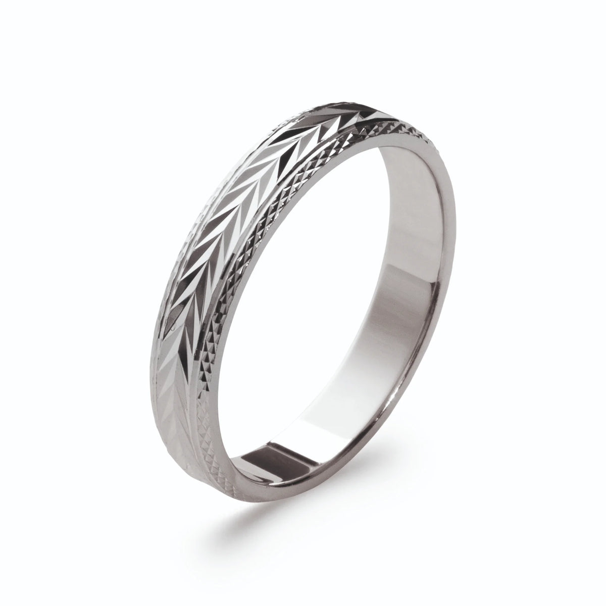 Bague anneau gravé de chevrons diamantés en argent rhodié