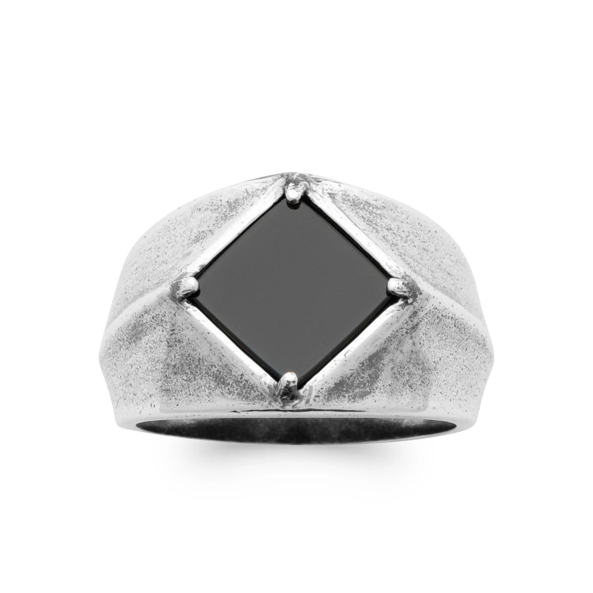 Bague chevalière agate noire en losange en argent 925 homme vu de profil