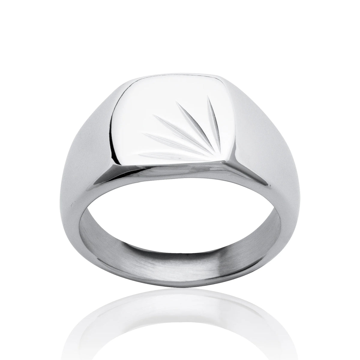 Bague chevalière coussin gravée de rayons en acier homme vu de profil