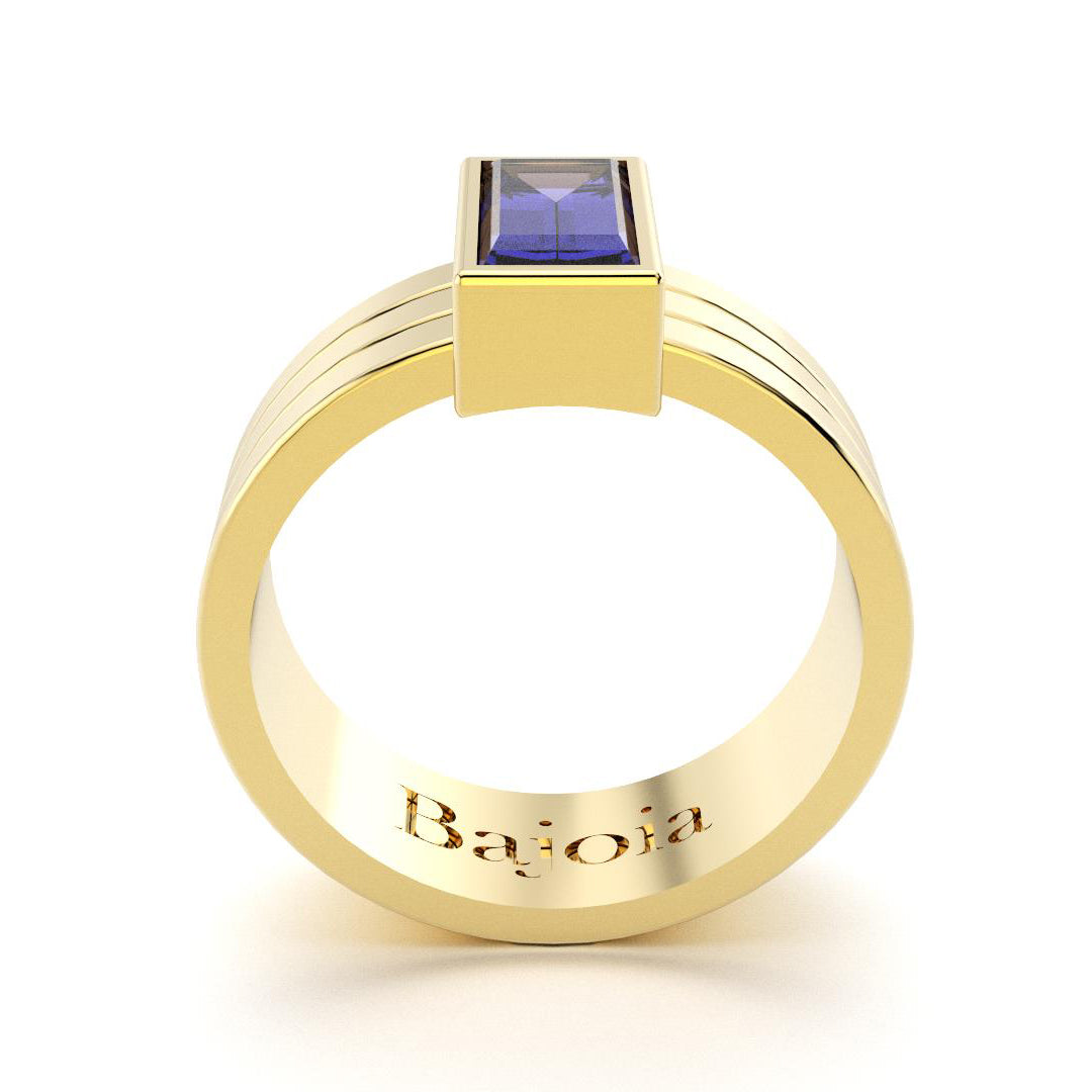 Bague Art Déco en or jaune 18 carats et Iolite