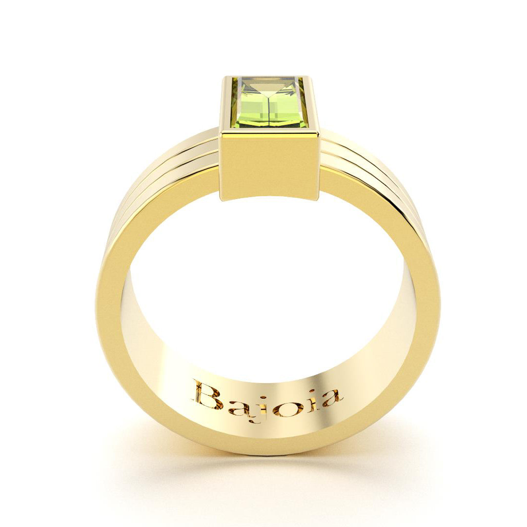 Bague Art Déco en or jaune 18 carats et Péridot