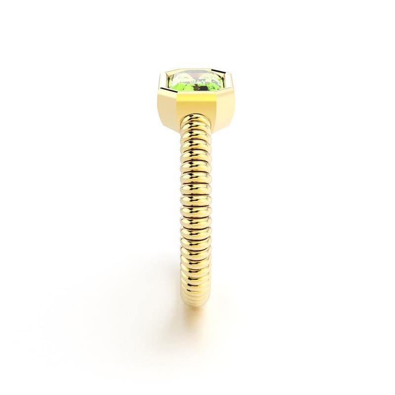 Bague femme or jaune pierre semi-précieuse péridot baguette