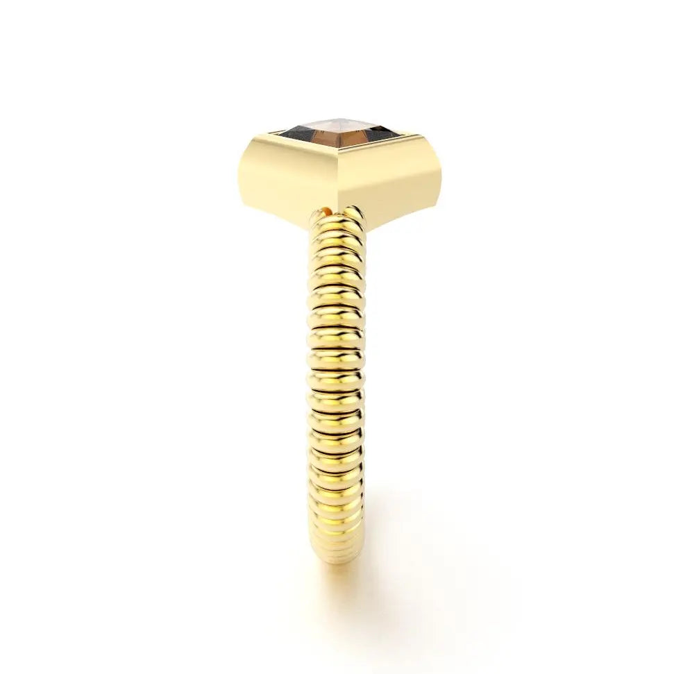 bague byzance pour femme forme carré en or jaune avec peridot