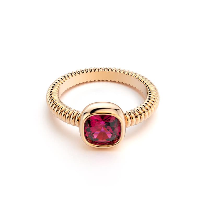 Bague femme or rose pierre semi-précieuse Rhodolite taille coussin