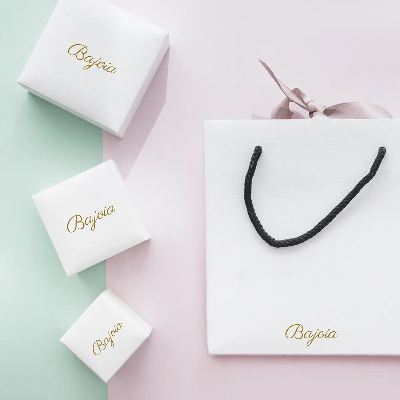 Bague Art Déco – Or Rose 18k & Cascade de Pierres Précieuses