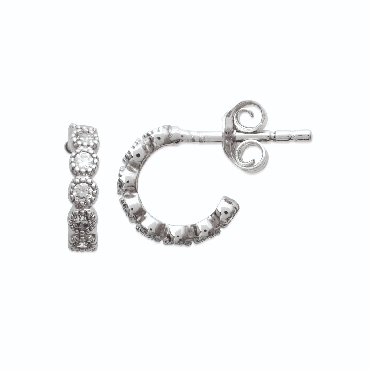 Boucles d’oreilles créoles 10 mm serties clos de zircons en argent 925, vue de profil