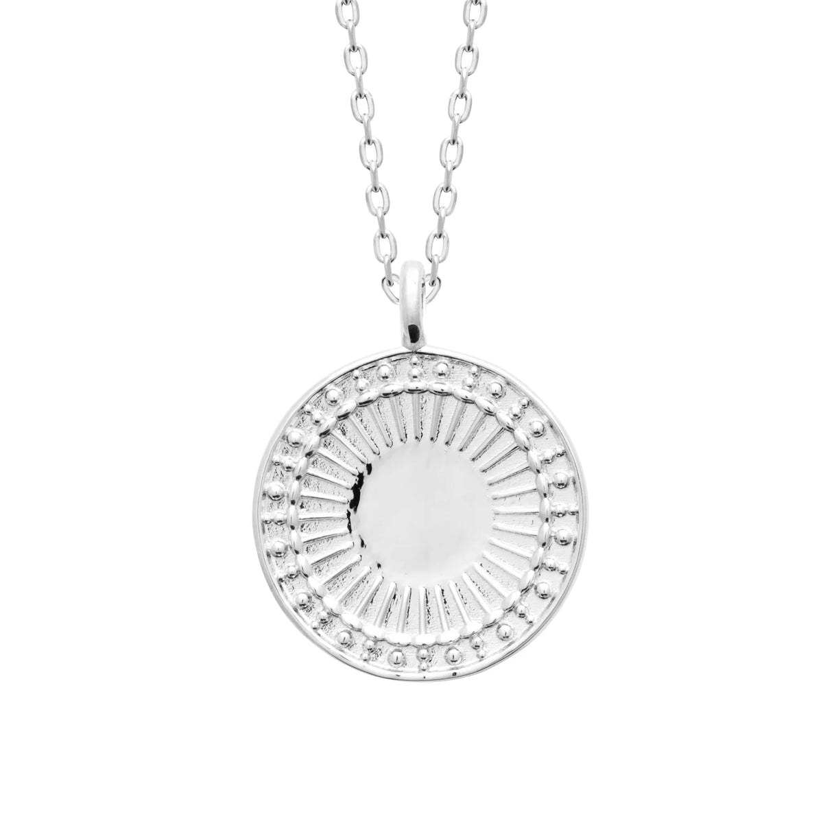 Collier médaille soleil à rayons gravés et perles en argent 925