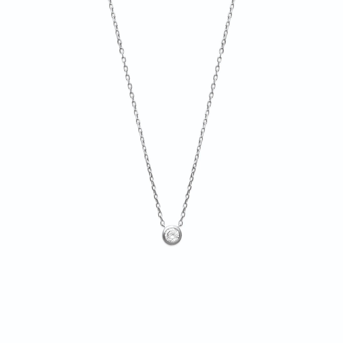 Collier ras de cou zircon serti clos en argent 925, vue de face