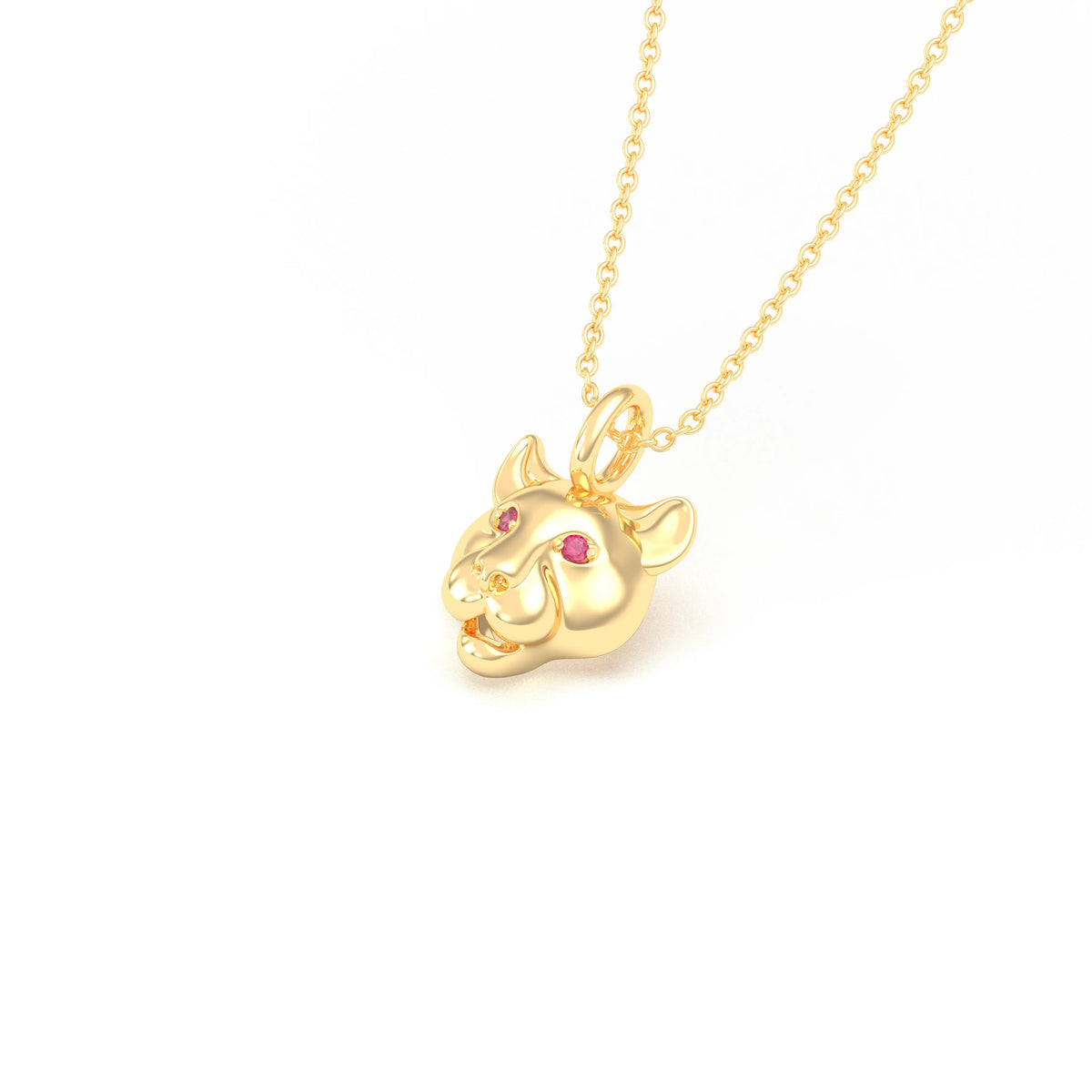 Collier tête de tigre en or jaune 18 carats, yeux en rubis, vue de trois quarts