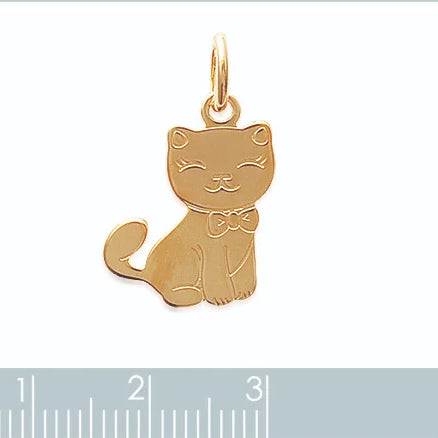 Pendentif chat assis enfant en plaqué or