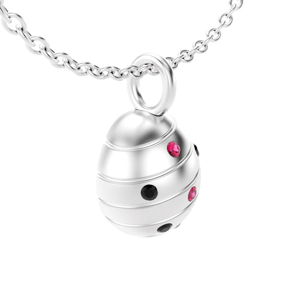 pendentif oeuf pour femme en  argent avec spinelles noires et rubis
