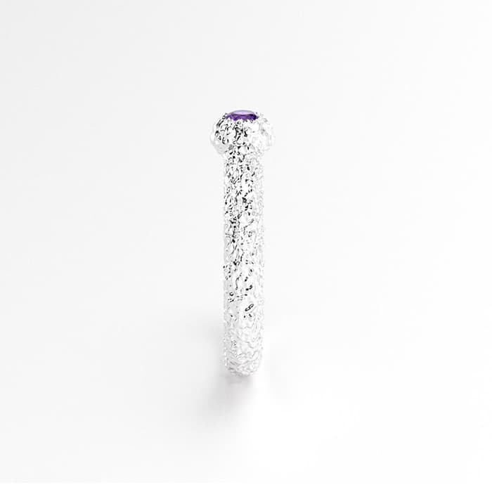 Bague santorin or blanc et saphir violet