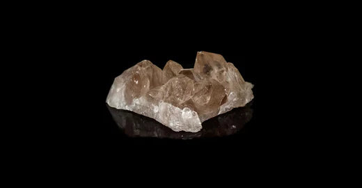 Quartz fumé : mystères et splendeur d'une pierre intemporelle
