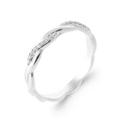 Bague alliance torsadée et brin serti de zircons en argent 925, vue de face
