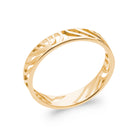 Bague anneau ajouré de motifs gravés en relief en plaqué or