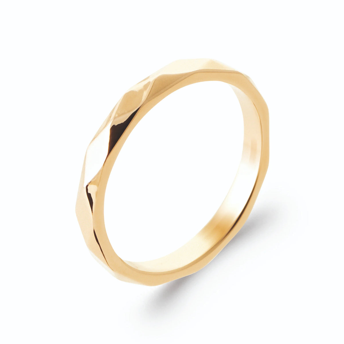 Bague anneau fin facetté en losanges en plaqué or