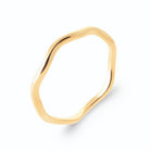 Bague anneau fin ondulé en or poli ligne souple en plaqué or