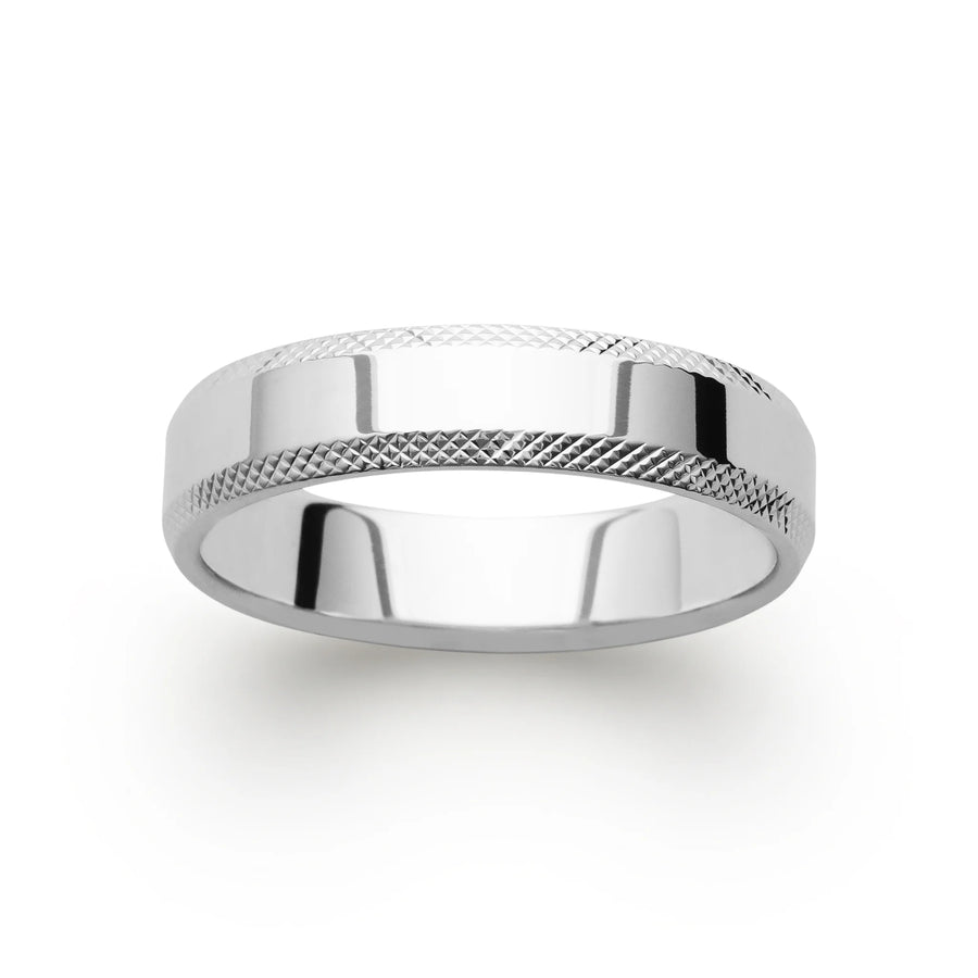 Bague anneau large à bords diamantés en argent 925 rhodié homme, portée à la main