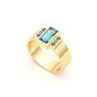 Bague Art Déco – Or Jaune 18 carats - Pierre fine & Cascade de Pierres Précieuses