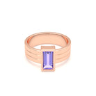 Bague Art Déco – Or Rose & Pierre Fine Taille Baguette