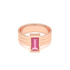 Bague Art Déco – Or Rose & Pierre Fine Taille Baguette
