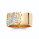 Bague bandeau large mi-pavé mi-poli à découpe arrondie plaqué or, vue de face