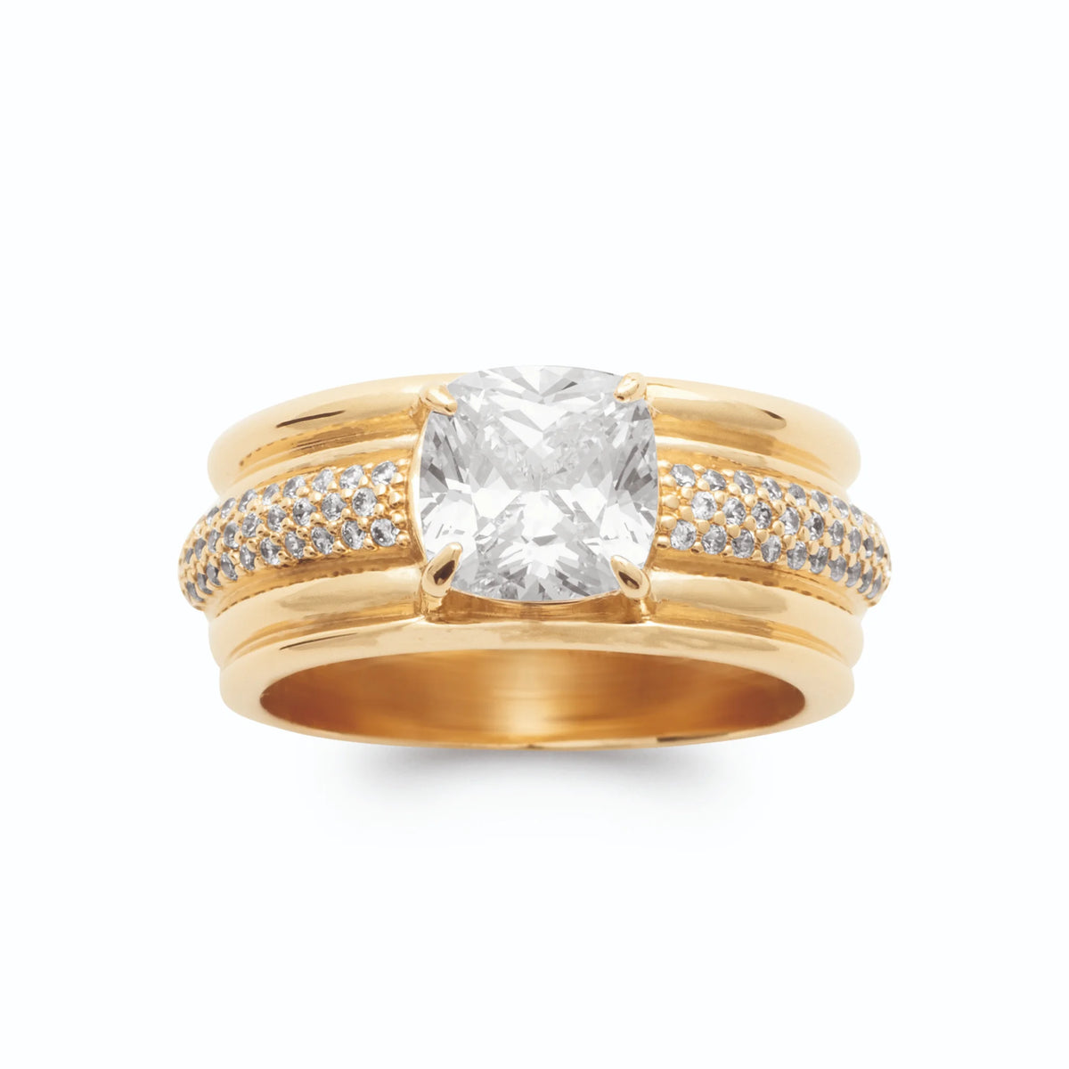 Bague bandeau large rang pavé et zircon coussin en majesté plaqué or, vue de face