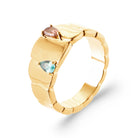 Bague bandeau ondulé deux pierres poires vert d’eau et rose poudré en plaqué or