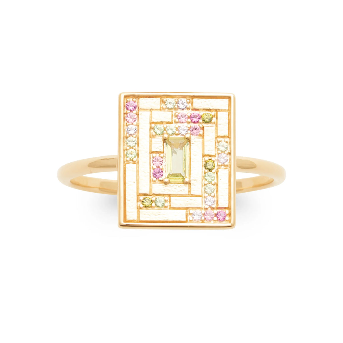 Bague carrée ajourée géométrique pierre baguette vert pâle plaqué or, vue de face