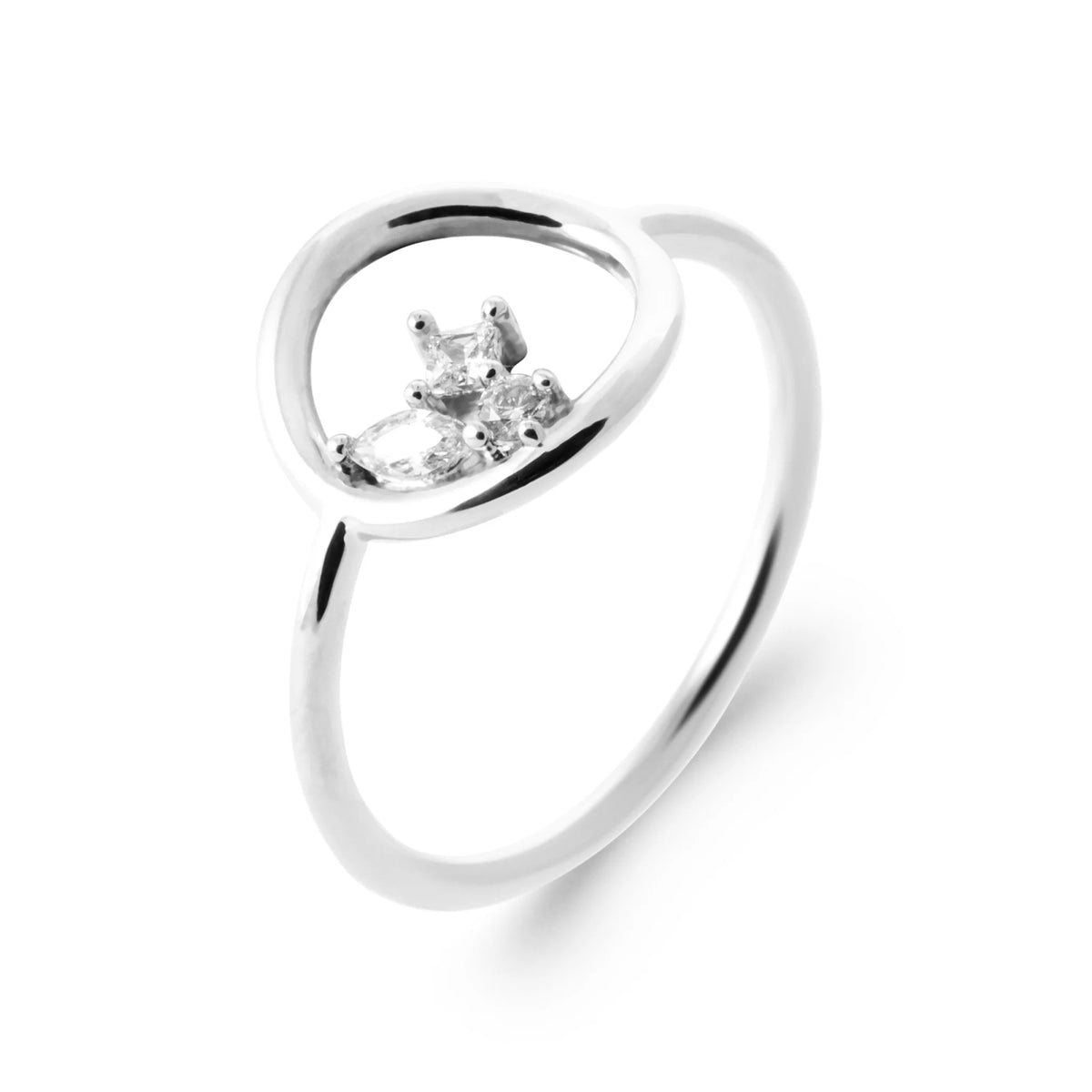 Bague cercle ouvert et bouquet de zircons central en argent 925