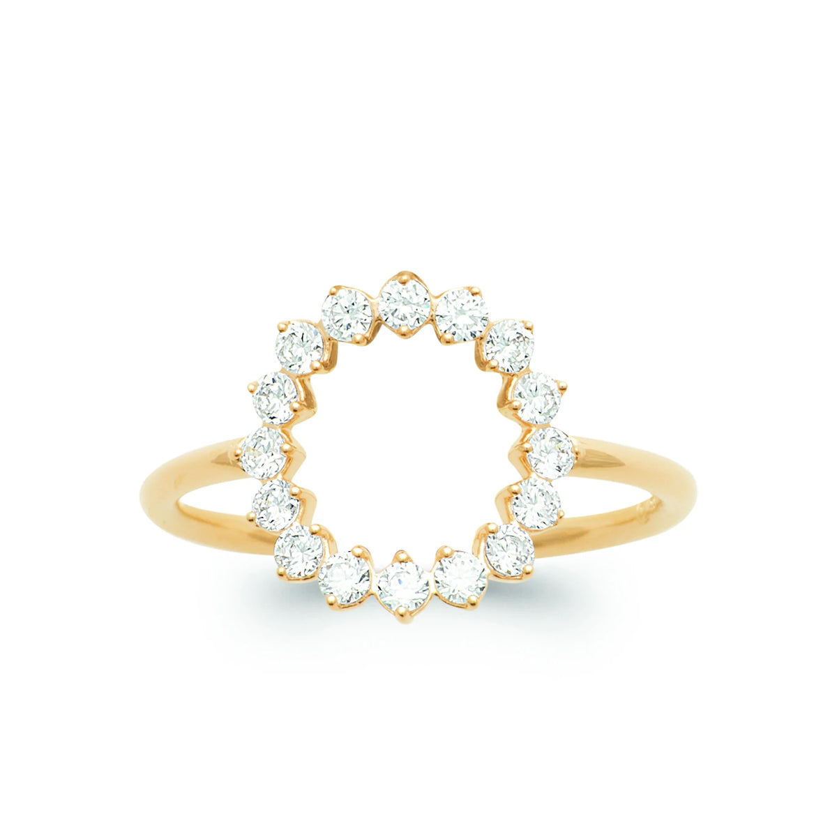 Bague cercle ouvert couronne de zircons plaqué or, vue de face