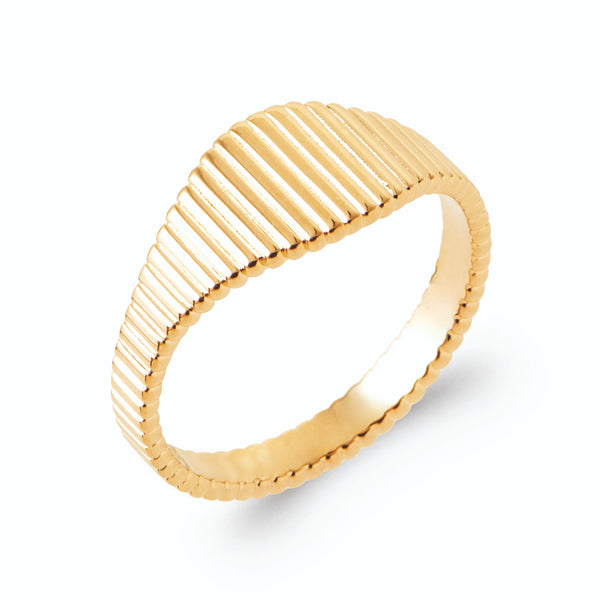 Bague chevalière cannelée sans pierre en plaqué or