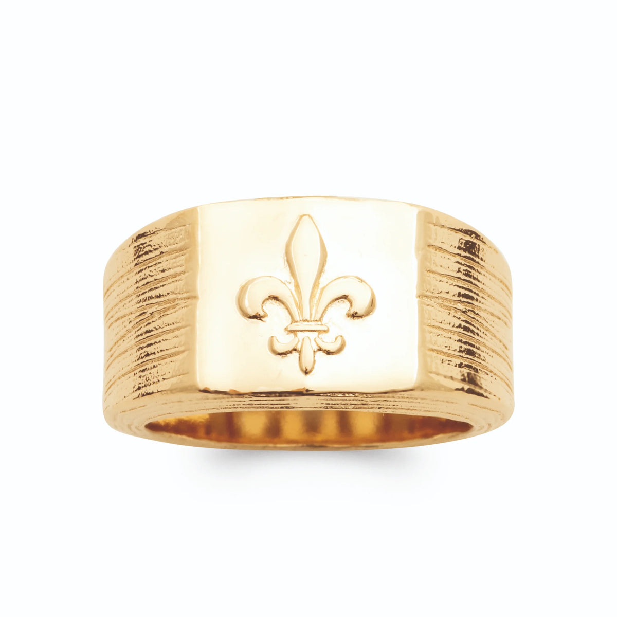 Bague chevalière rectangulaire fleur de lys en relief plaqué or, vue de face