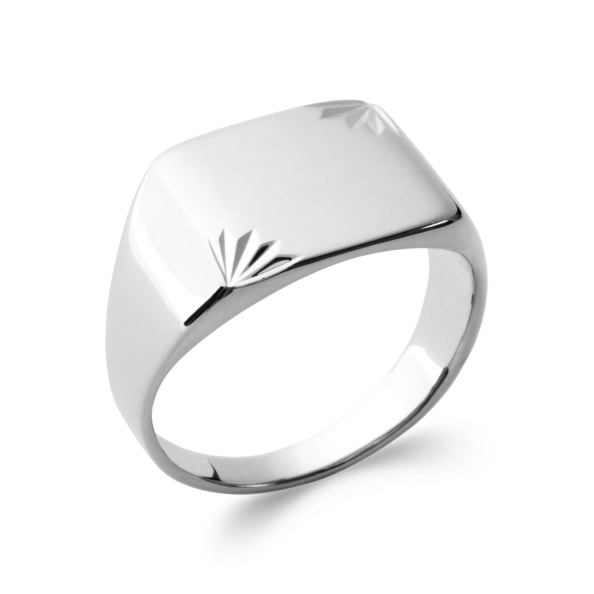 Bague chevalière rectangulaire gravée de rayons en argent rhodié homme