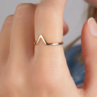 Bague chevron fine en plaqué or