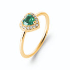 Bague cœur vert intense et entourage de zircons en plaqué or