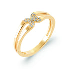 Bague double anneau croisillon pavé de zircons en plaqué or, vue de trois quarts