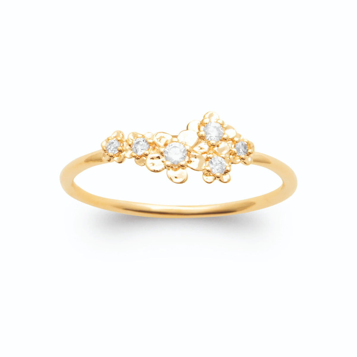 Bague fine guirlande de petites fleurs de zircons plaqué or, vue de face