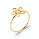Bague fleur ajourée en fil d’or en plaqué or