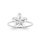 Bague fleur cinq pétales ajourés et zircon central en argent 925