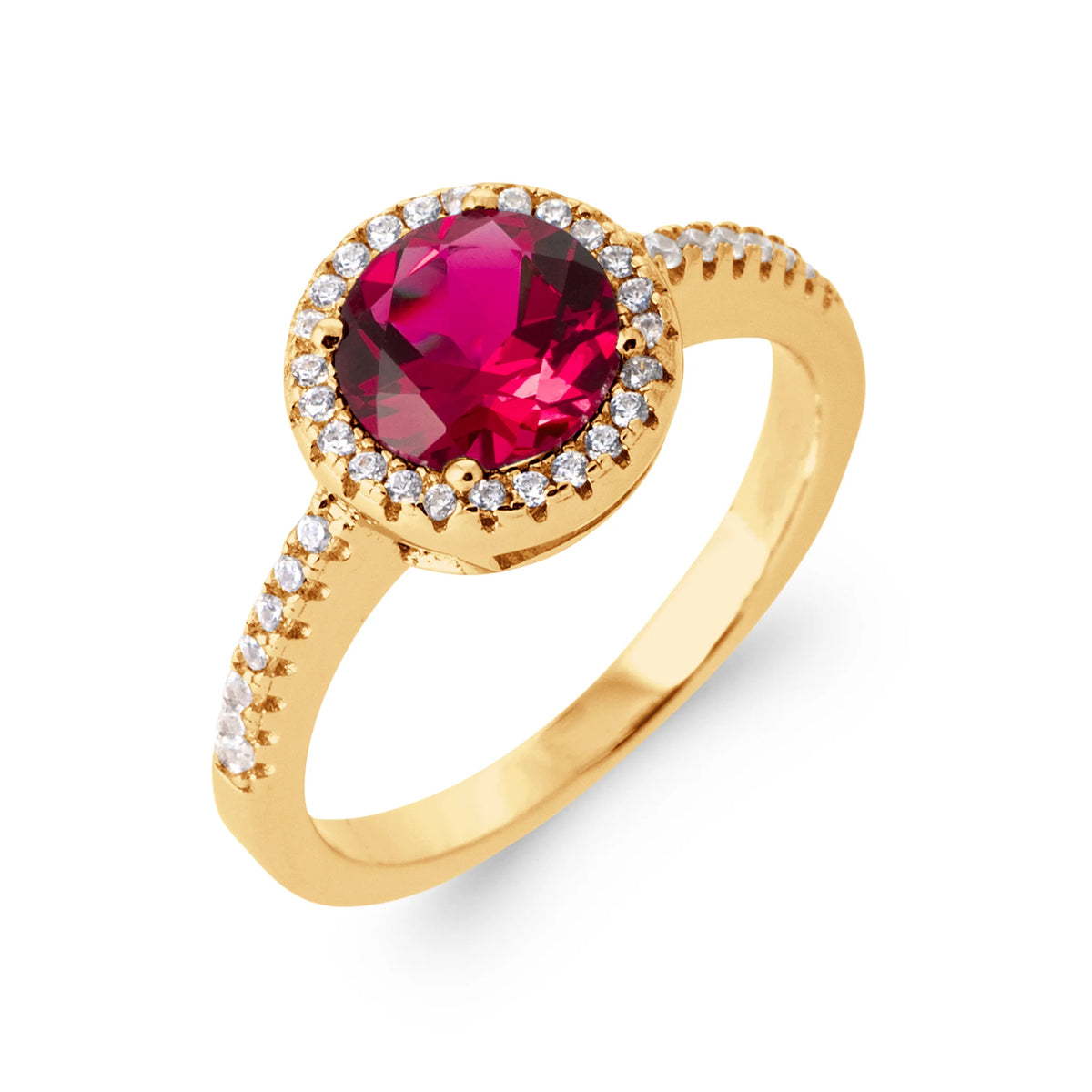 Bague grande pierre ronde rouge framboise et large entourage en plaqué or, vue de trois quarts