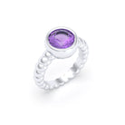 Bague “Indiscrète” en Argent 950 – Pierre Fine Ronde 9mm et Anneau Torsadé Améthyste