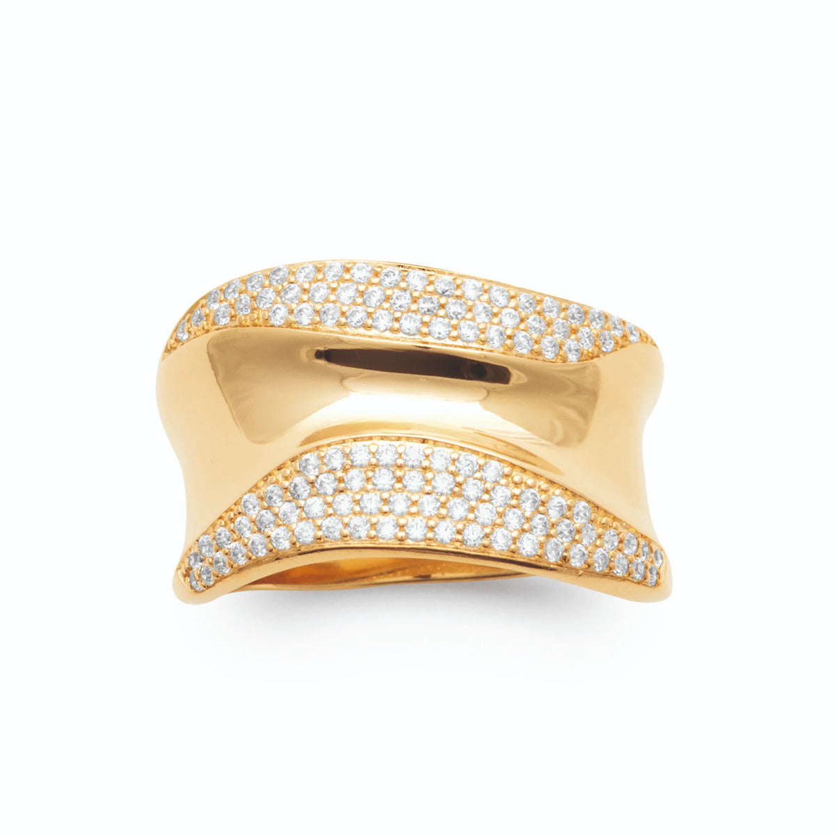 Bague large bombée en vague et bandes pavées de micro-zircons plaqué or, vue de face