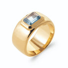 Bague large plateau poli et pierre rectangulaire bleu ciel en plaqué or