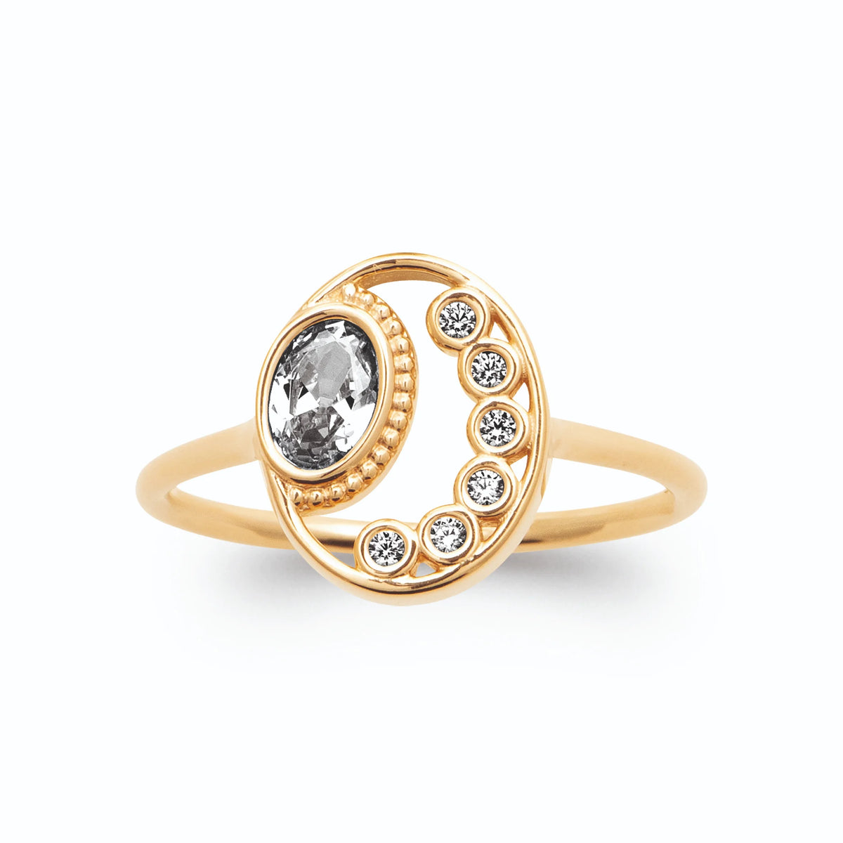 Bague médaillon lune zircon ovale et croissant de zircons en plaqué or