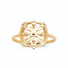 Bague médaillon octogonal festonné en filigrane et grains d’or plaqué or, vue de face