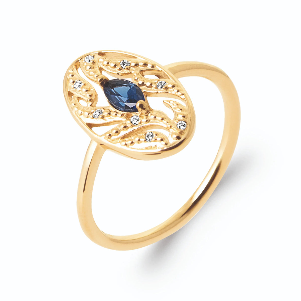 Bague médaillon ovale filigrané pierre navette bleu nuit et zircons en plaqué or, vue de trois quarts
