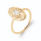 Bague médaillon ovale filigrané zircon navette en plaqué or