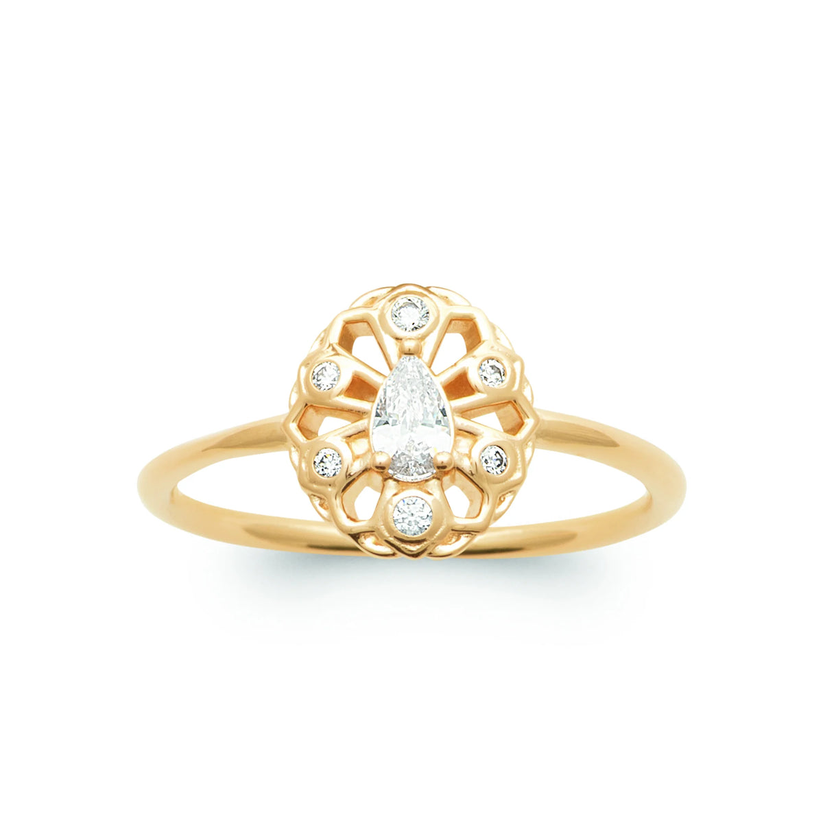 Bague médaillon ovale rosace ajourée zircon poire plaqué or, vue de face